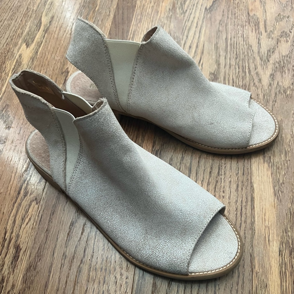 Musse & Cloud Clara Peep Toe Leather Sandals, 8